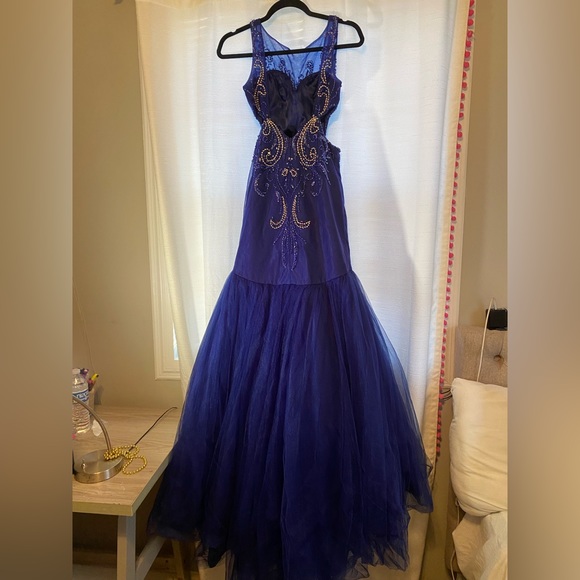 Royal blue studded Prom Dress - Picture 4 of 7